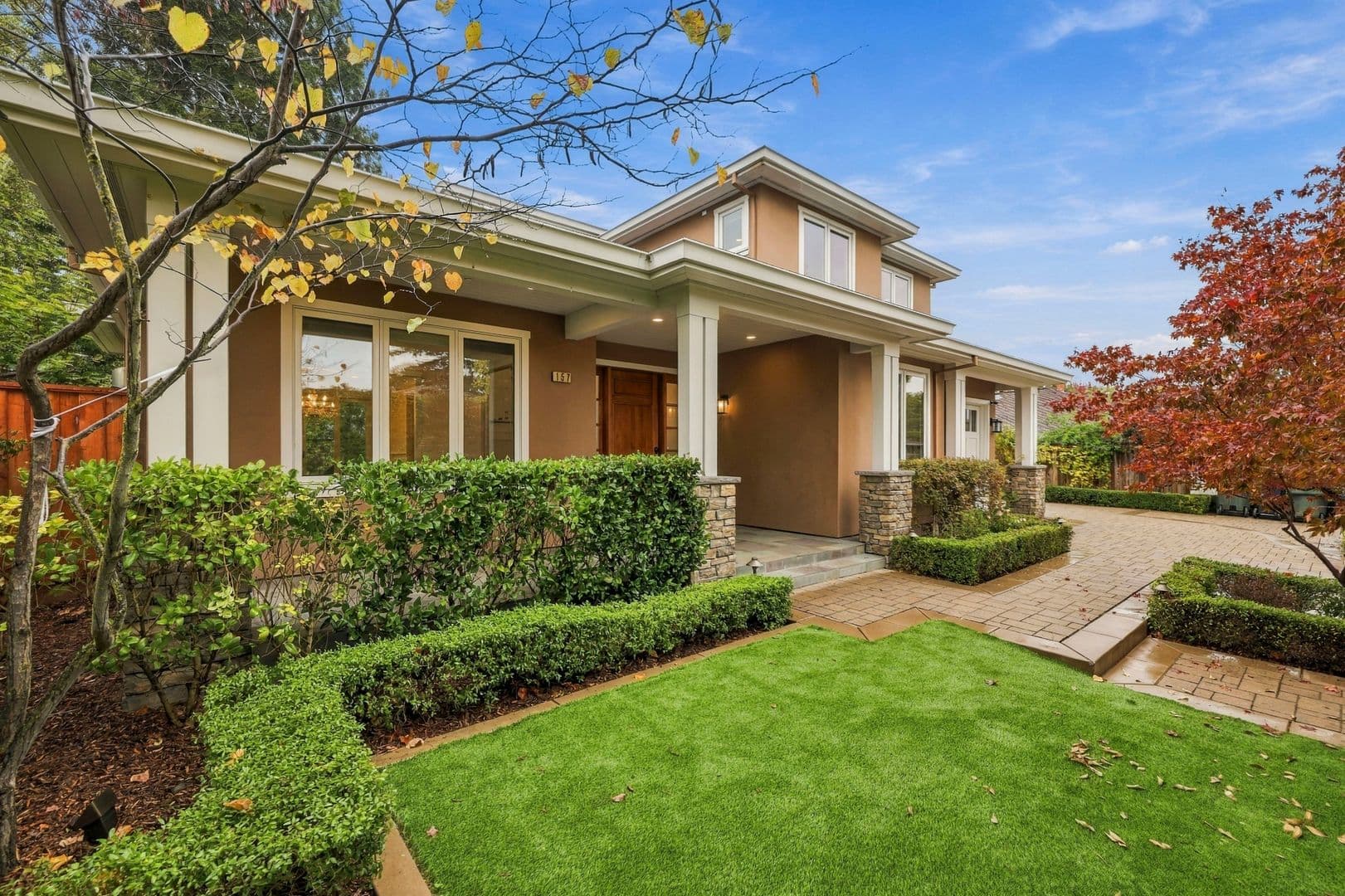 Palo Alto House: 157 Lois Ln