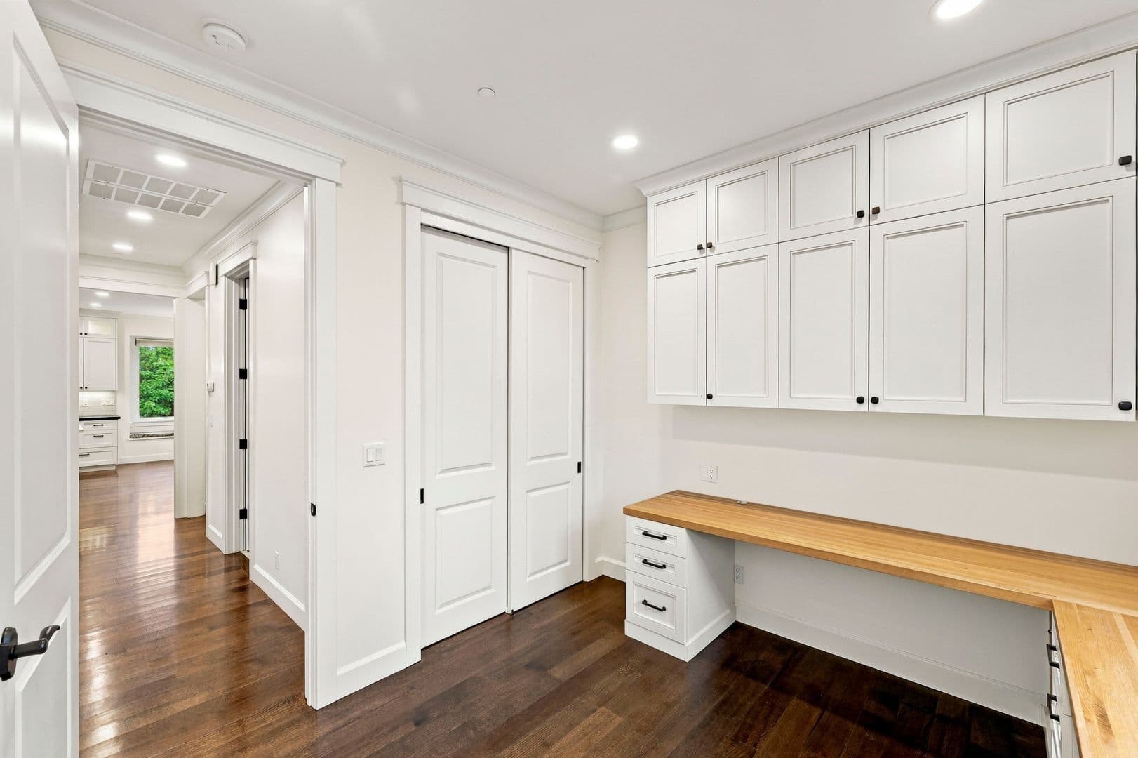 Palo Alto House: 157 Lois Ln