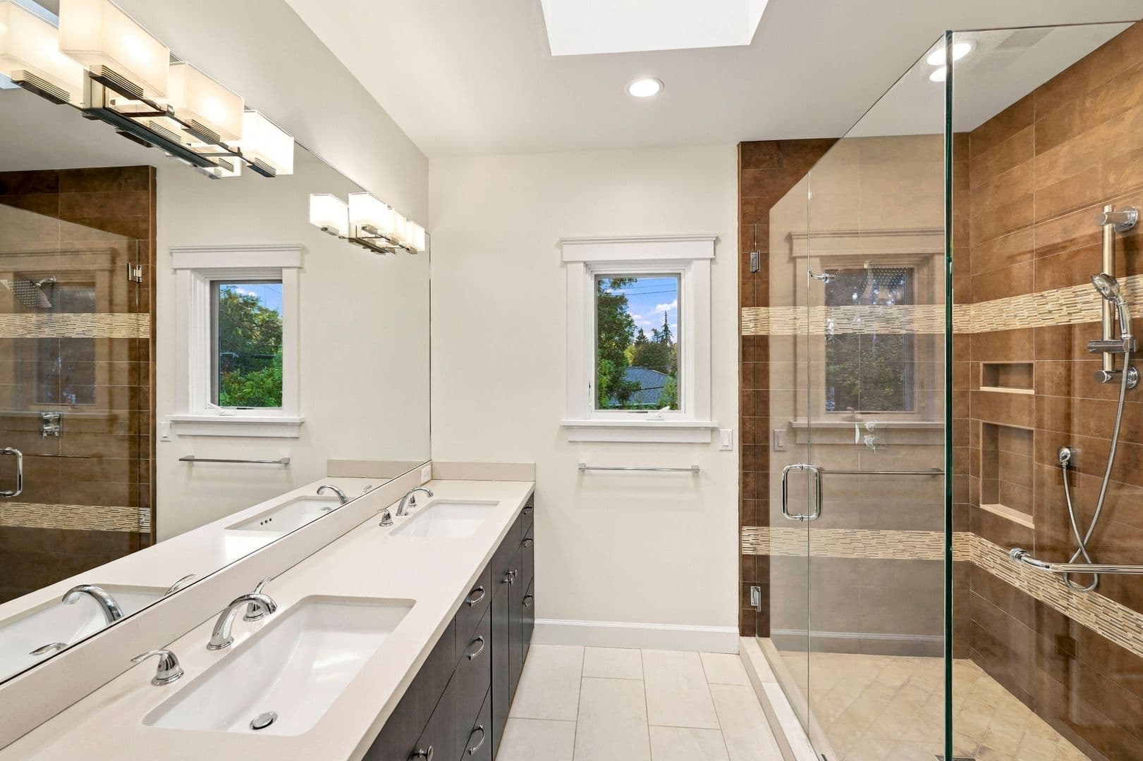 Palo Alto House: 157 Lois Ln