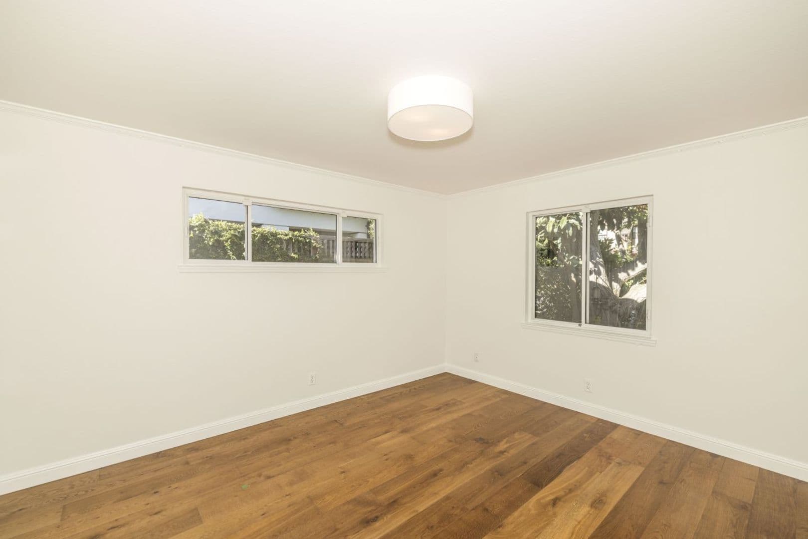 Menlo Park House: 115 Walnut St