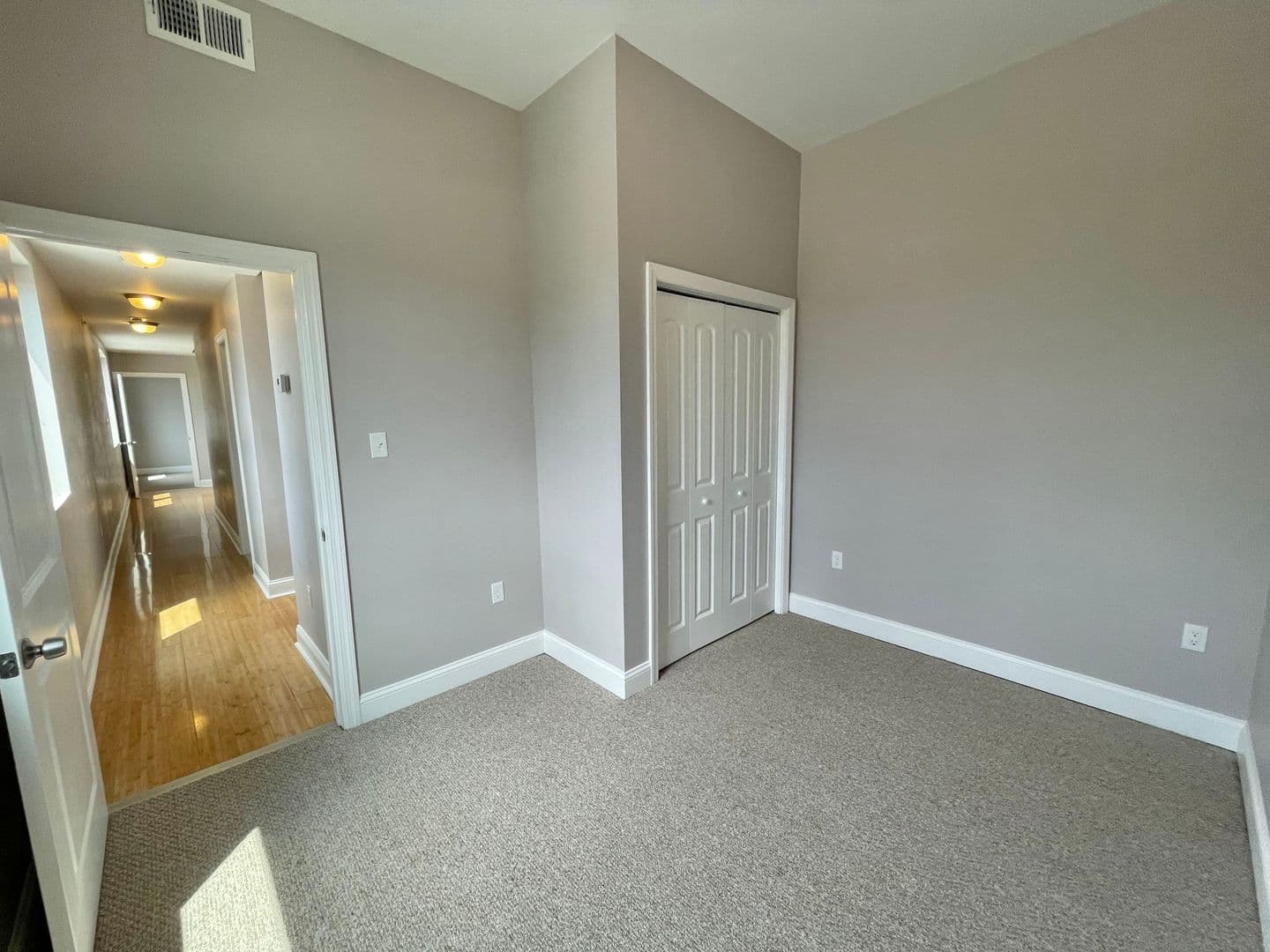 Philadelphia Apartment: 4111 Ludlow Street