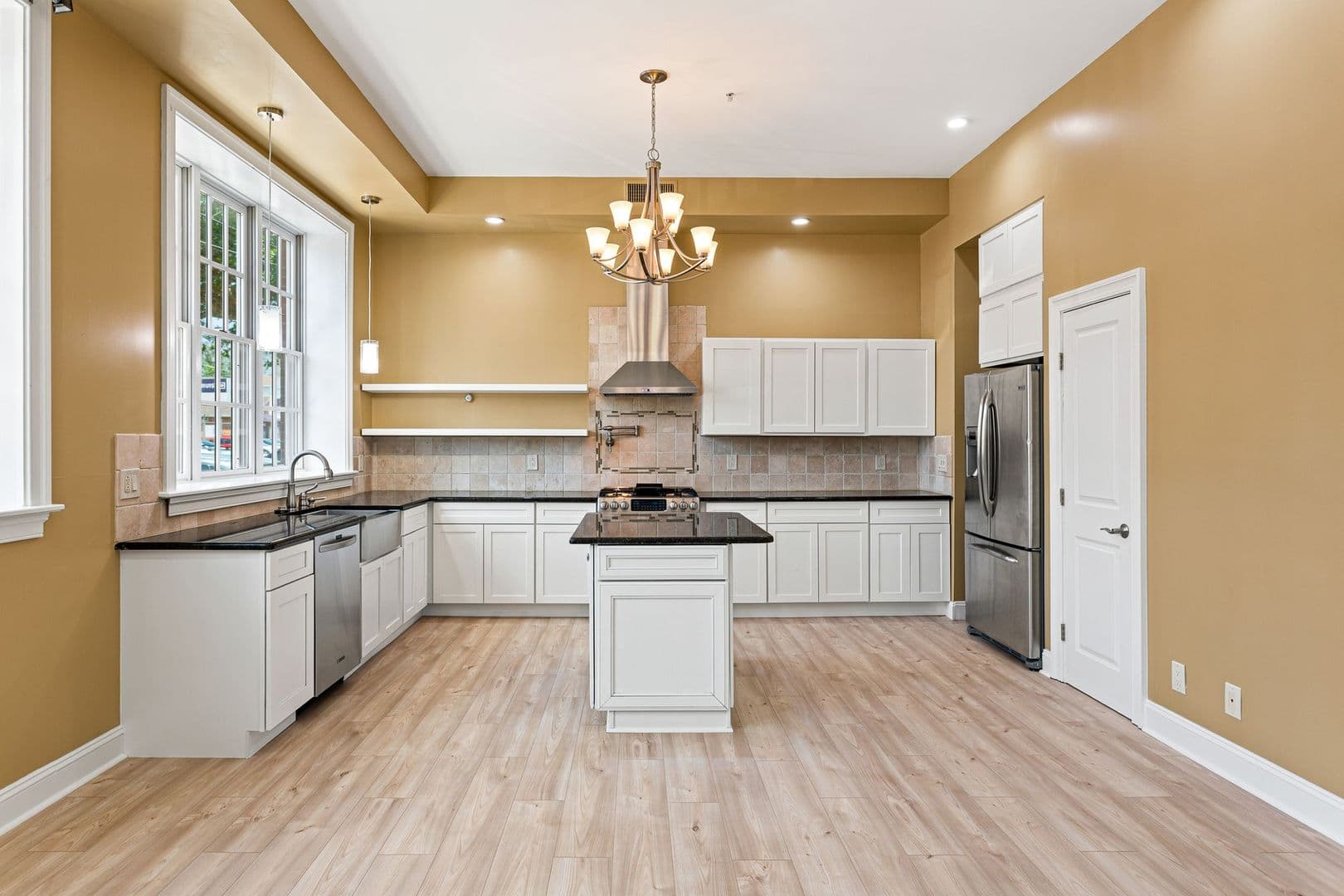 Philadelphia Apartment: 2355 E York Street