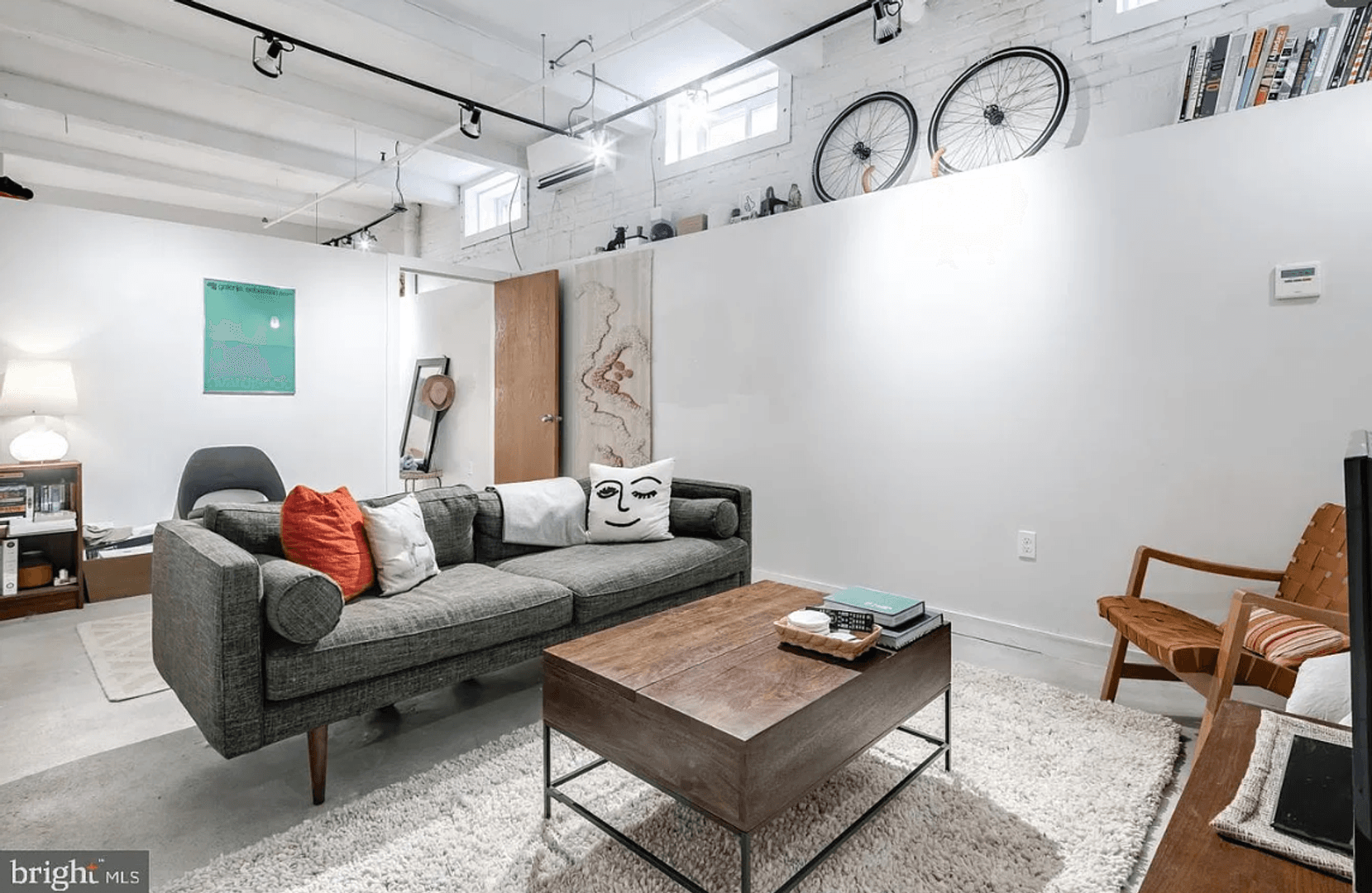 Philadelphia Apartment: 314 Brown Street