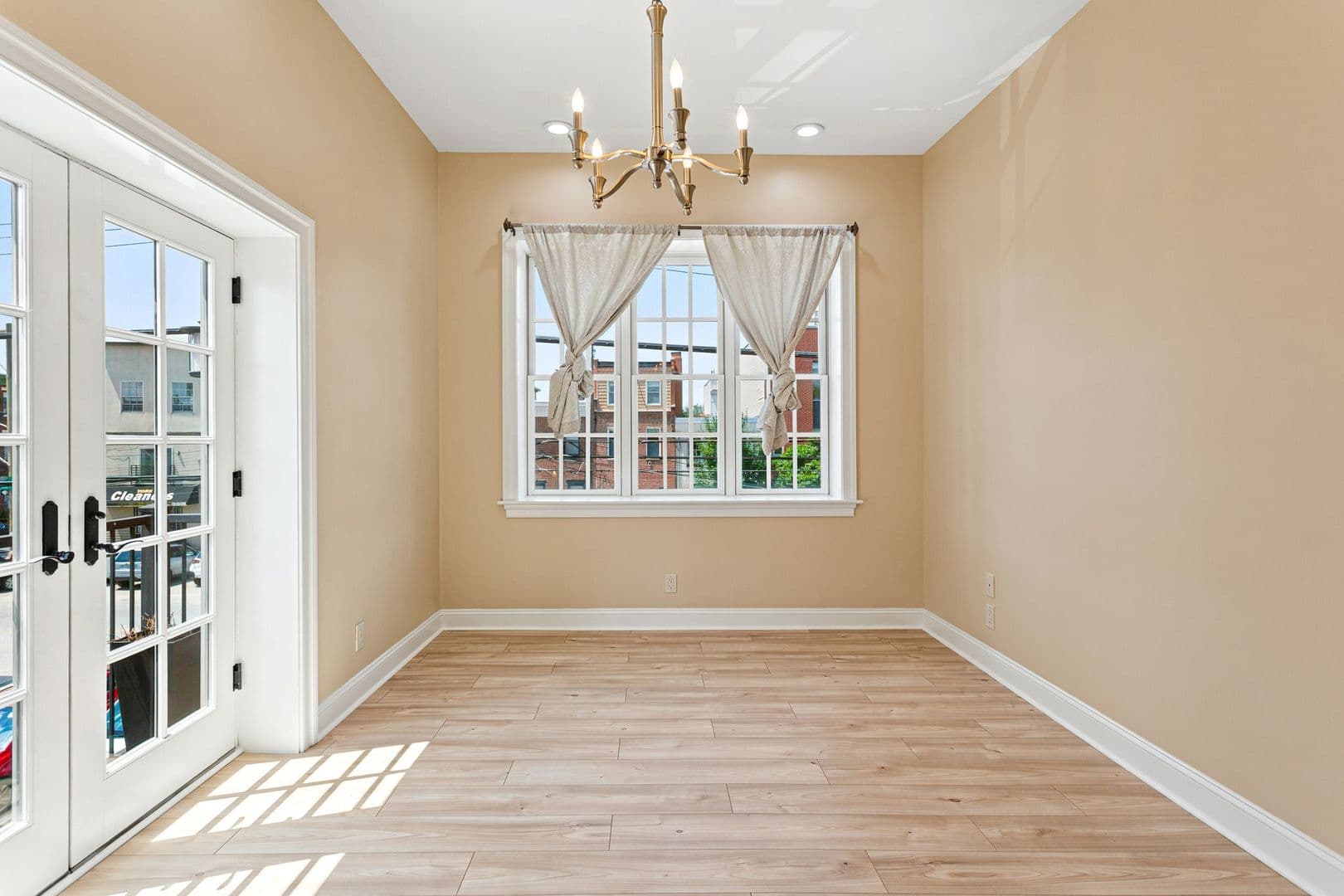 Philadelphia Apartment: 2355 E York Street