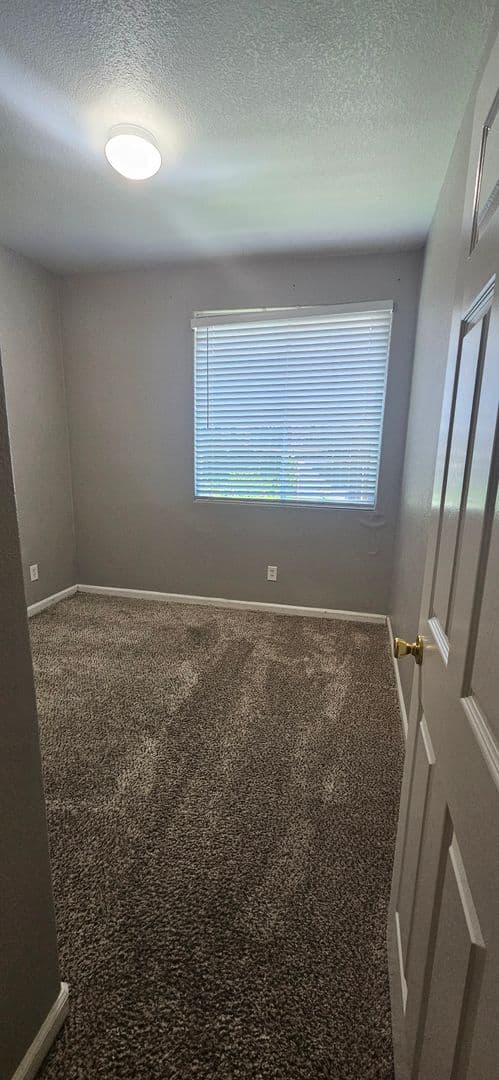 Sacramento House: 5796 Bridgecross Drive