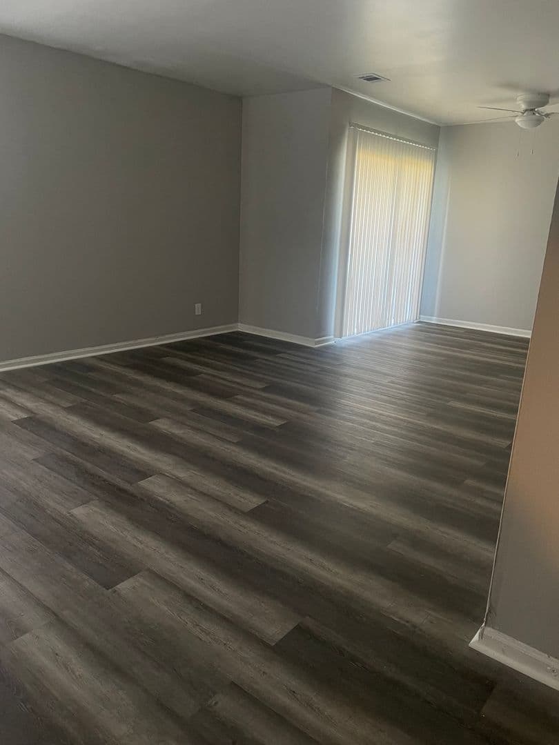 Indianapolis Apartment: 7455 Rockleigh ave