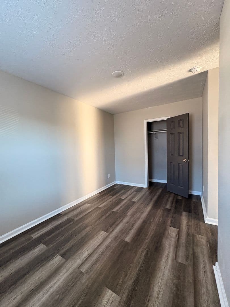 Indianapolis Apartment: 3340 North Meridian Street