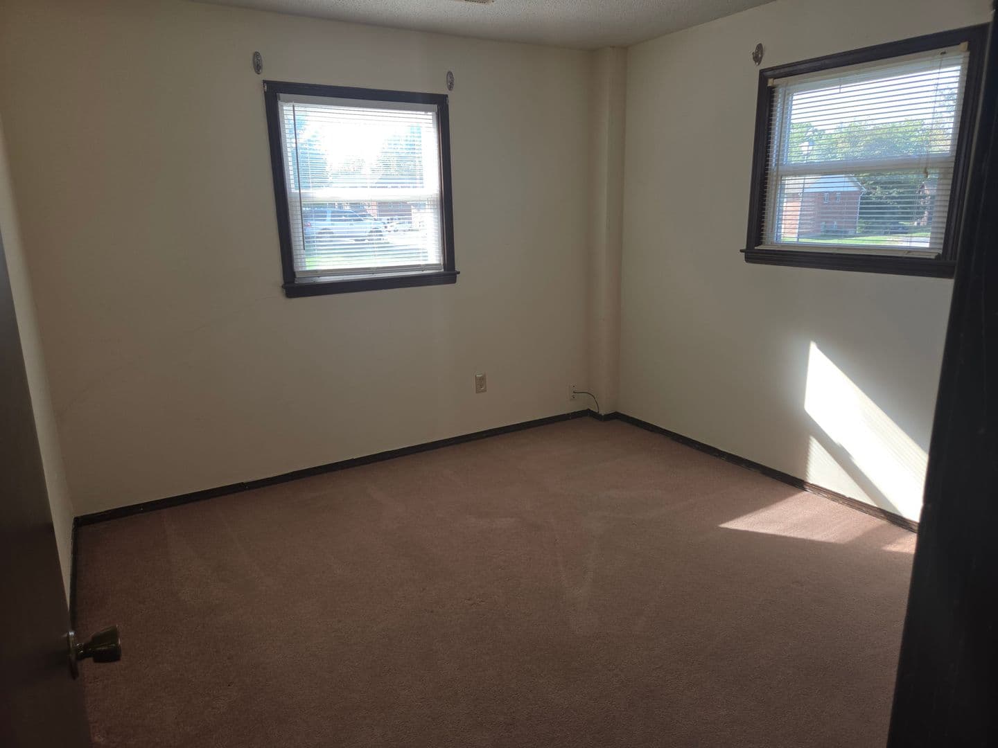 Columbia Apartment: 306 Southampton