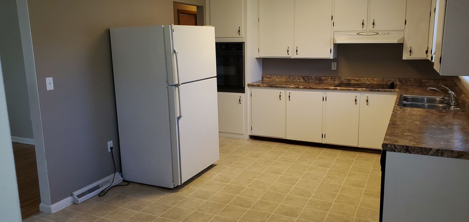 Columbia Apartment: 1607 Highridge Dr