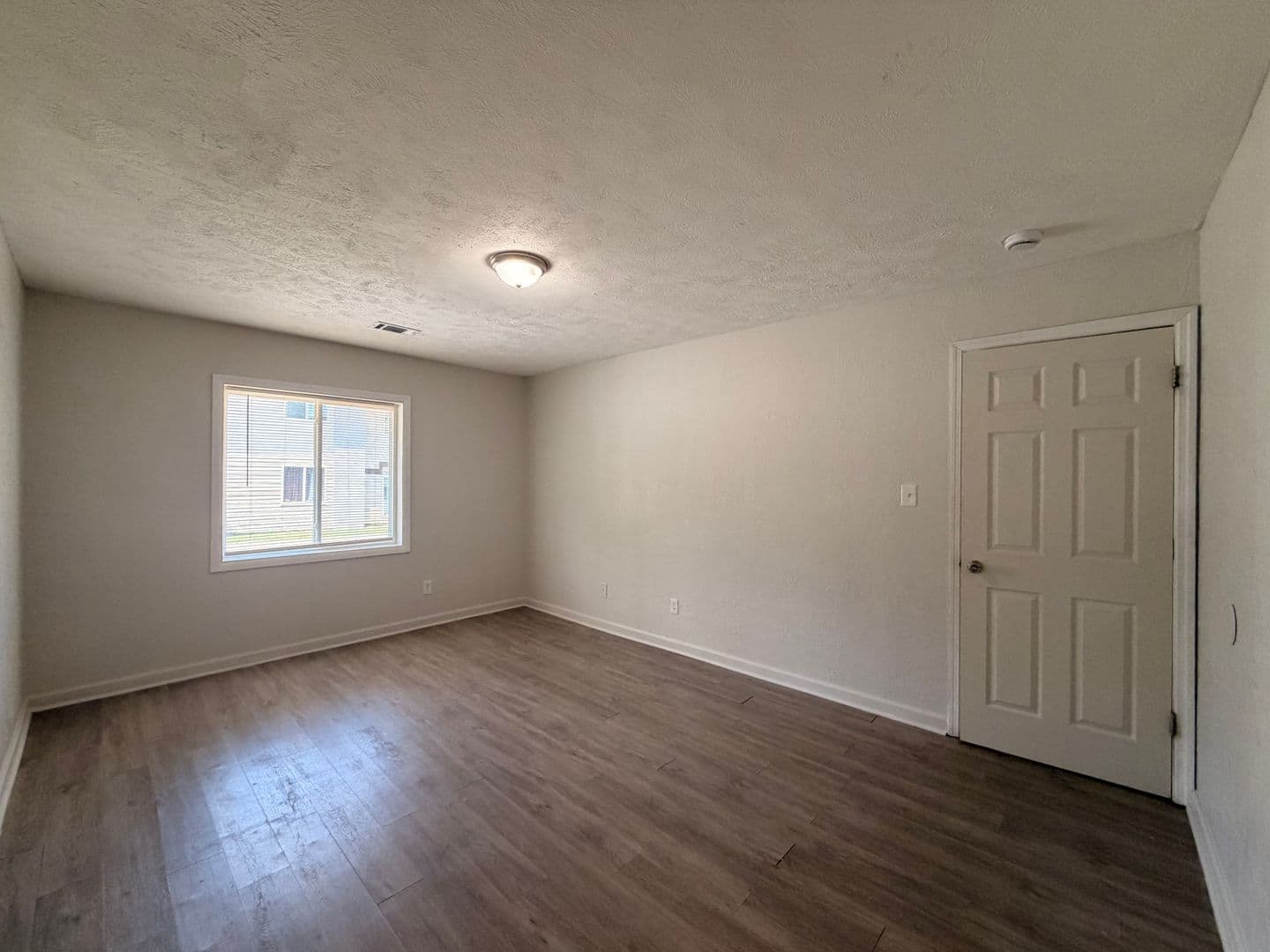 Augusta Apartment: 2219 Walden Drive