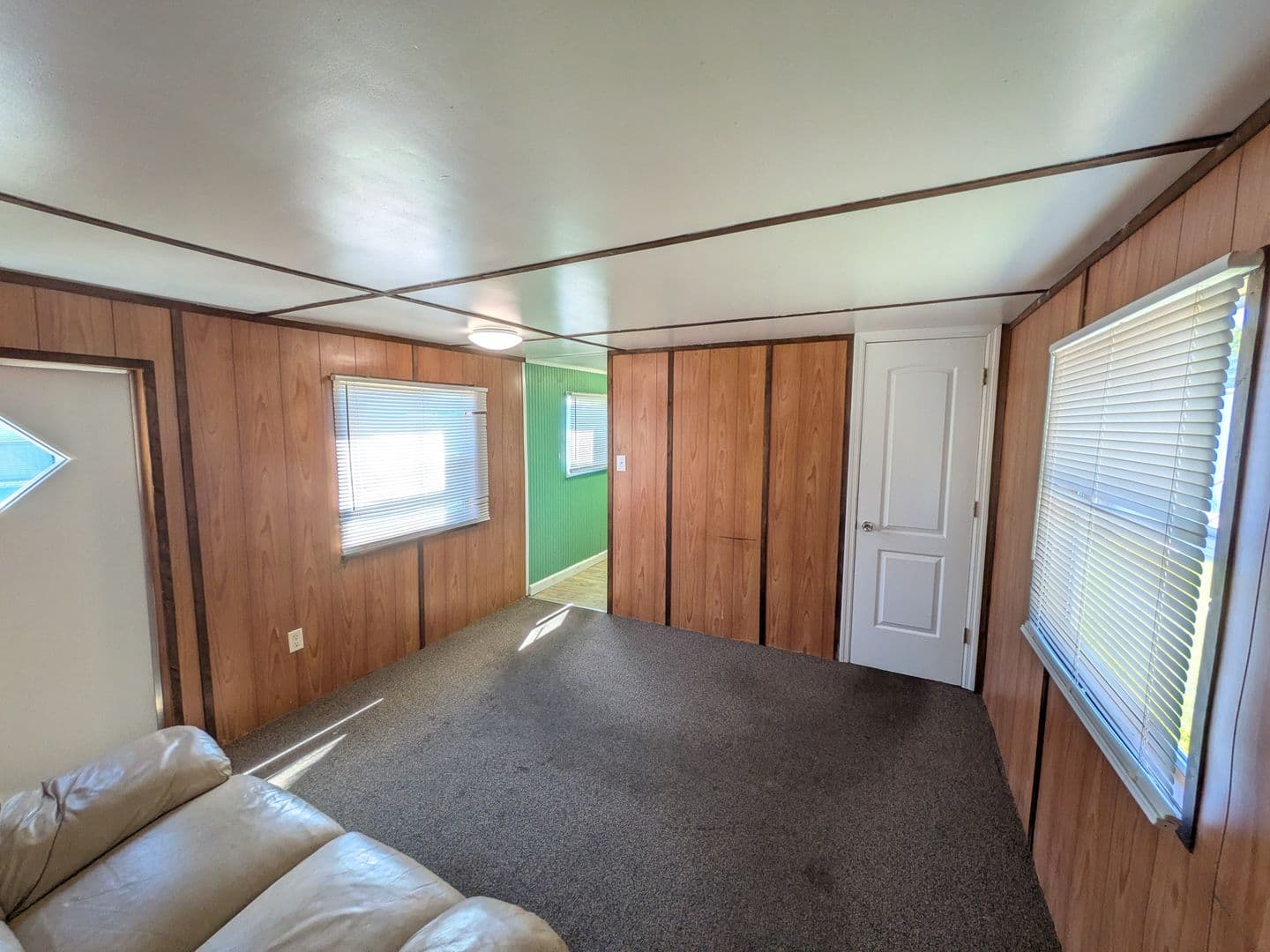 Augusta Apartment: 2609 Deans Bridge Road