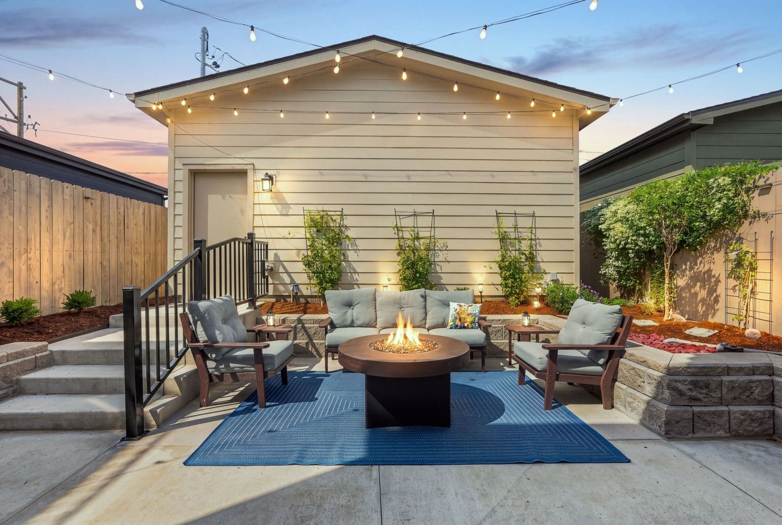 Denver House: 1615L Yates St