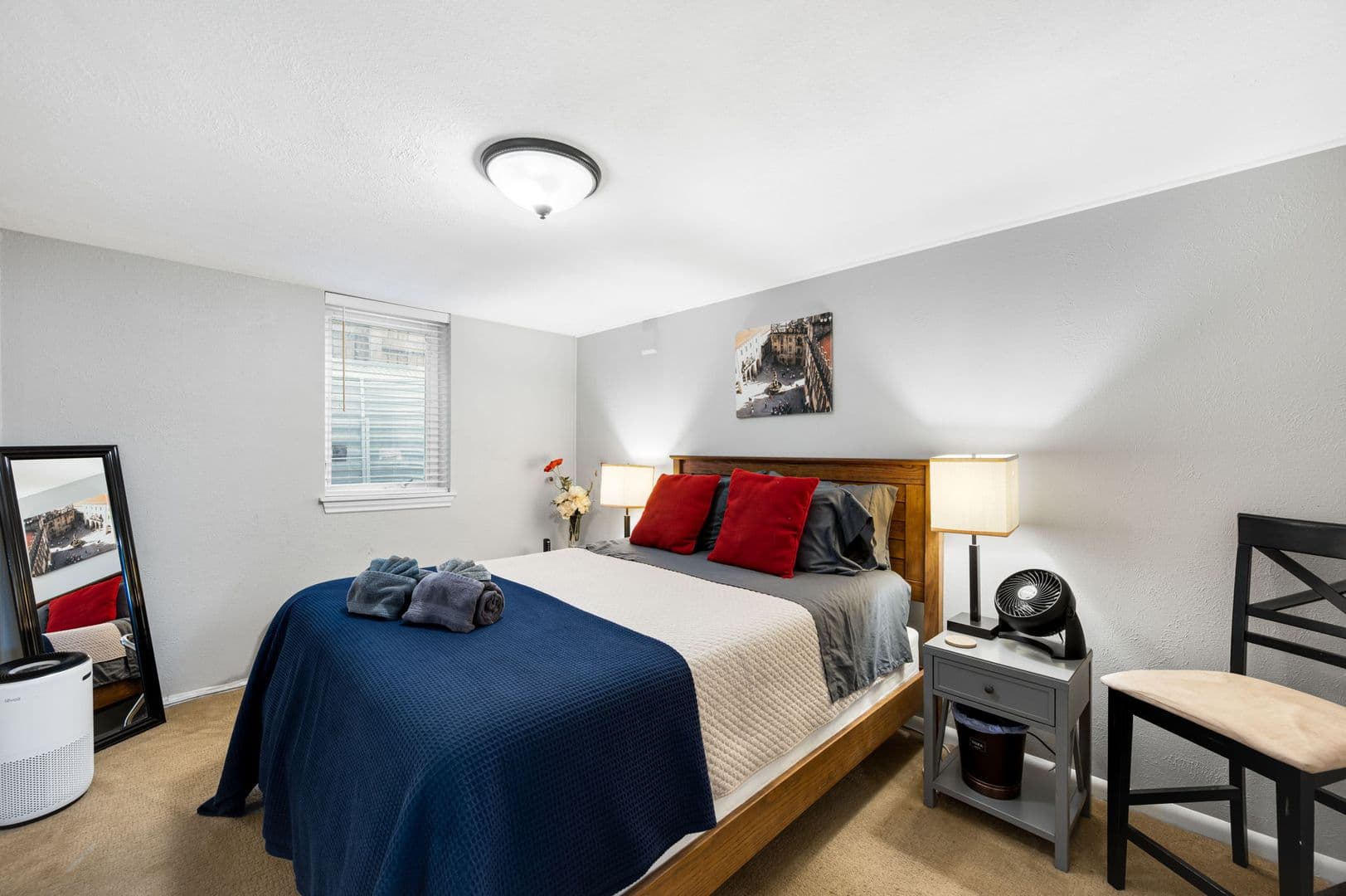 Denver House: 23 S Pearl St