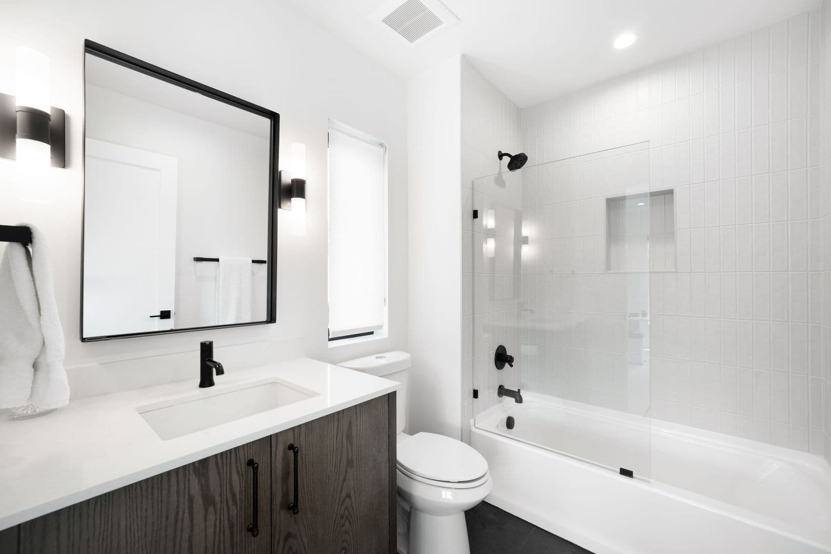 Denver House: 2498 Wolff St