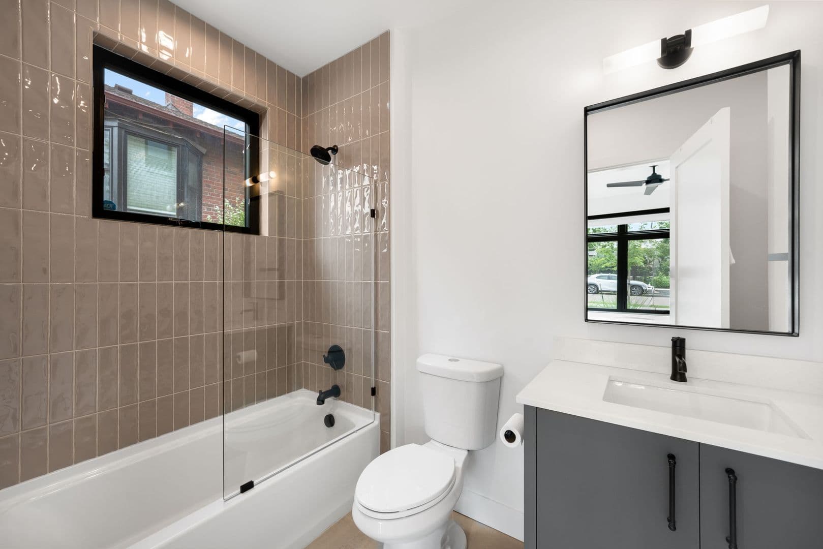 Denver House: 2498 Wolff St