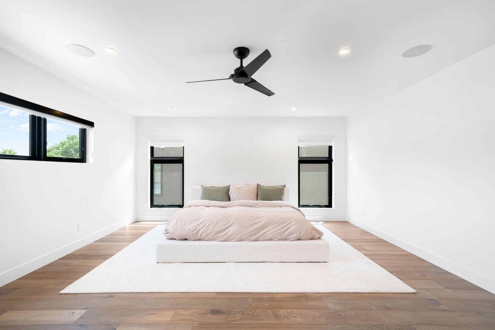 Denver House: 2498 Wolff St