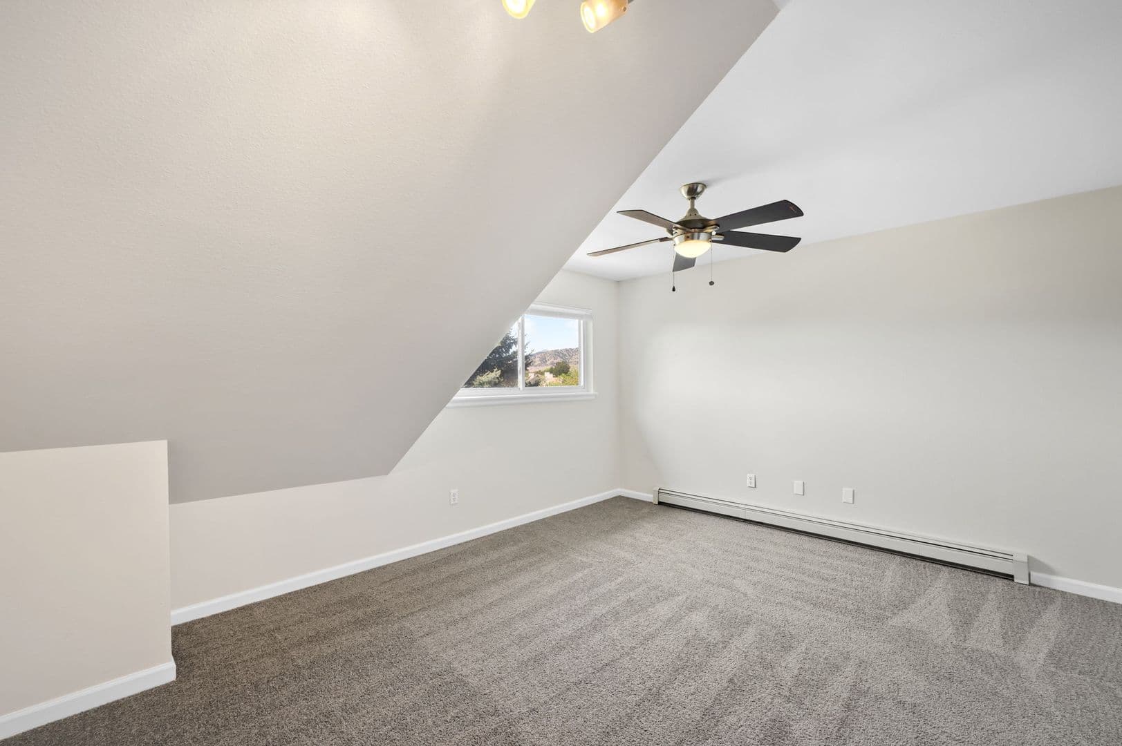 Boulder Townhome: 4744 Edison Ln