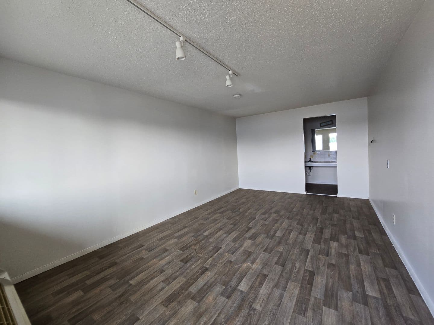 Miles City Apartment: 15 N. 5th
