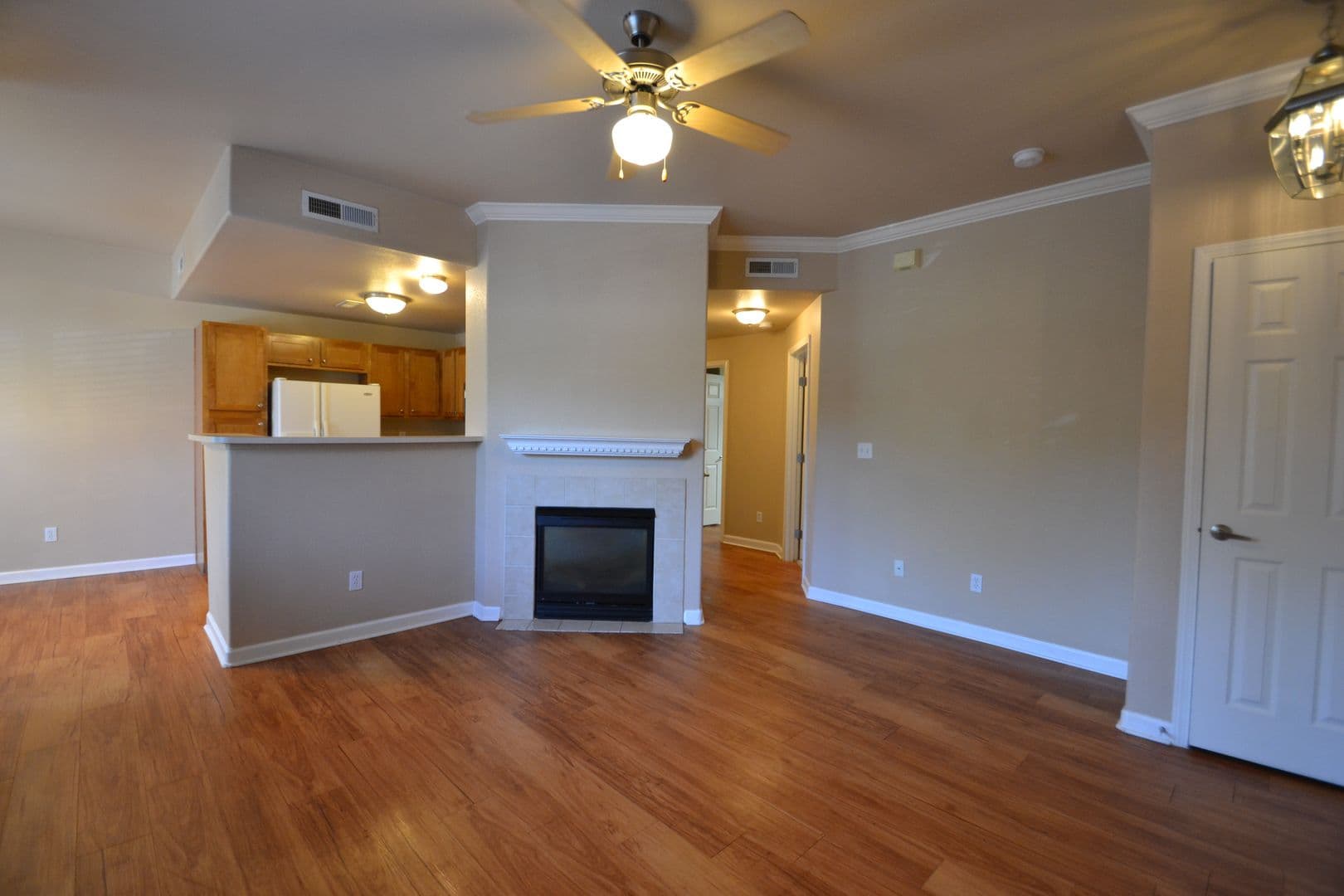 Colorado Springs House: 6924 Ash Creek Heights #104