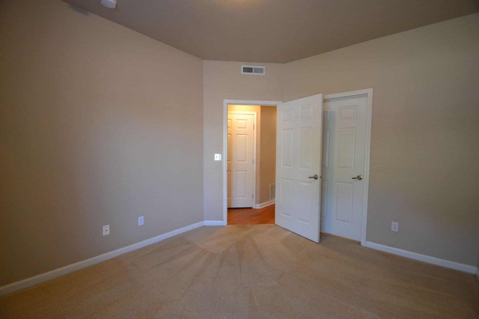 Colorado Springs House: 6924 Ash Creek Heights #104