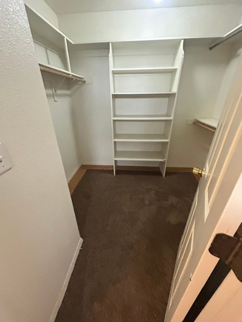 Visalia House: 1040 S. Casablanca