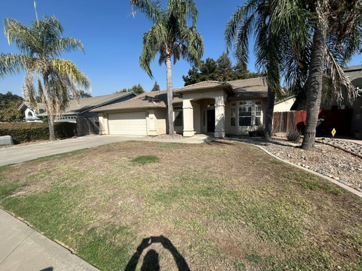 Visalia House: 1040 S. Casablanca