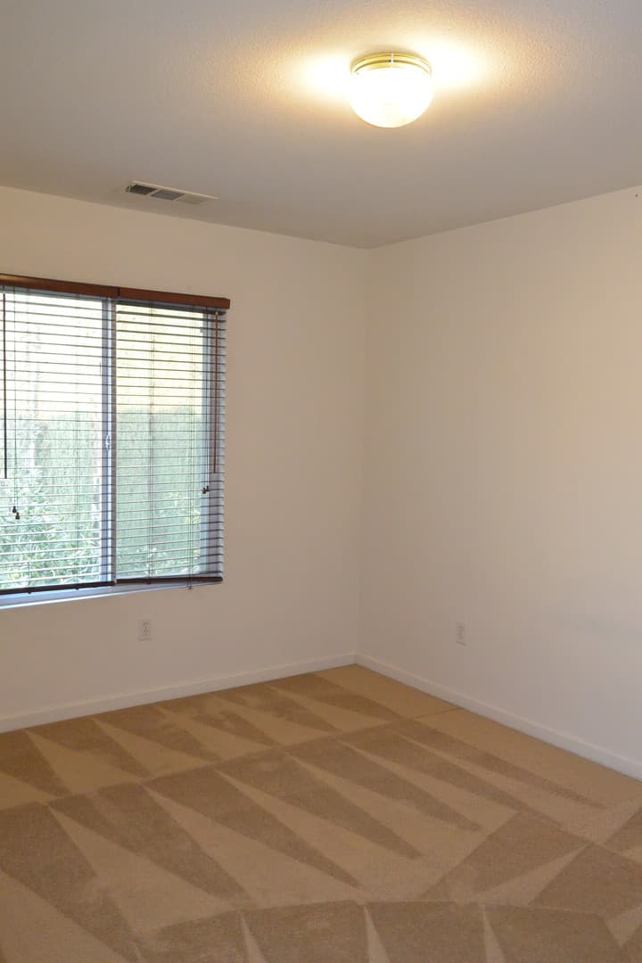 Visalia House: 2222 N. Quincy