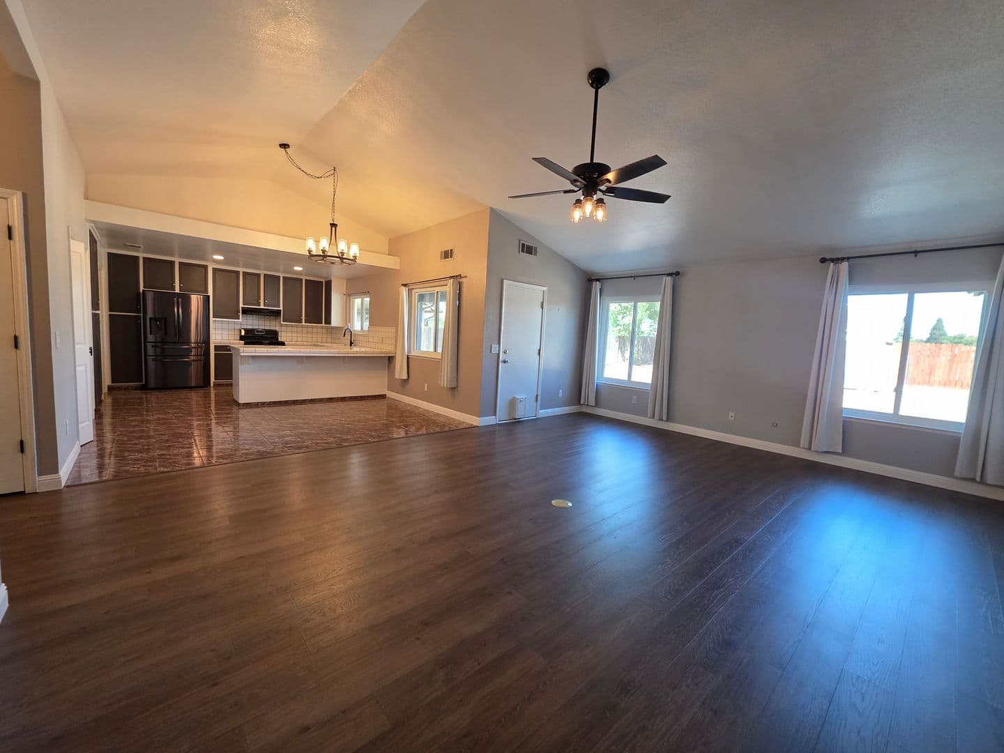 Visalia House: 1550 E. Vine Ct.