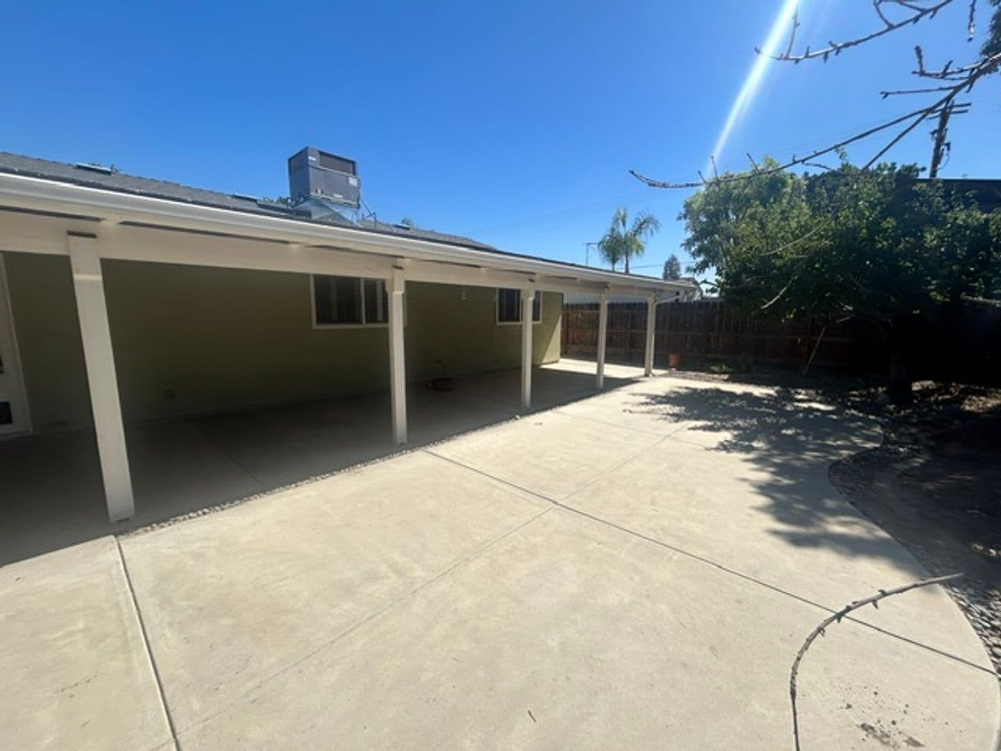 Visalia House: 1331 W. Mary Ct.
