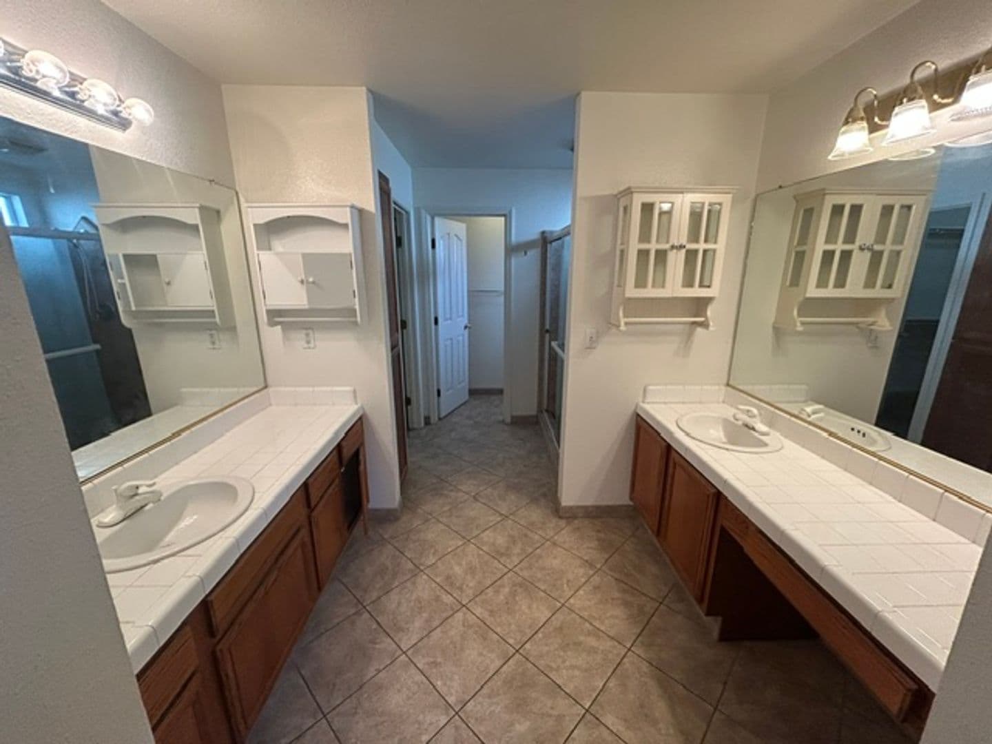 Visalia House: 1040 S. Casablanca