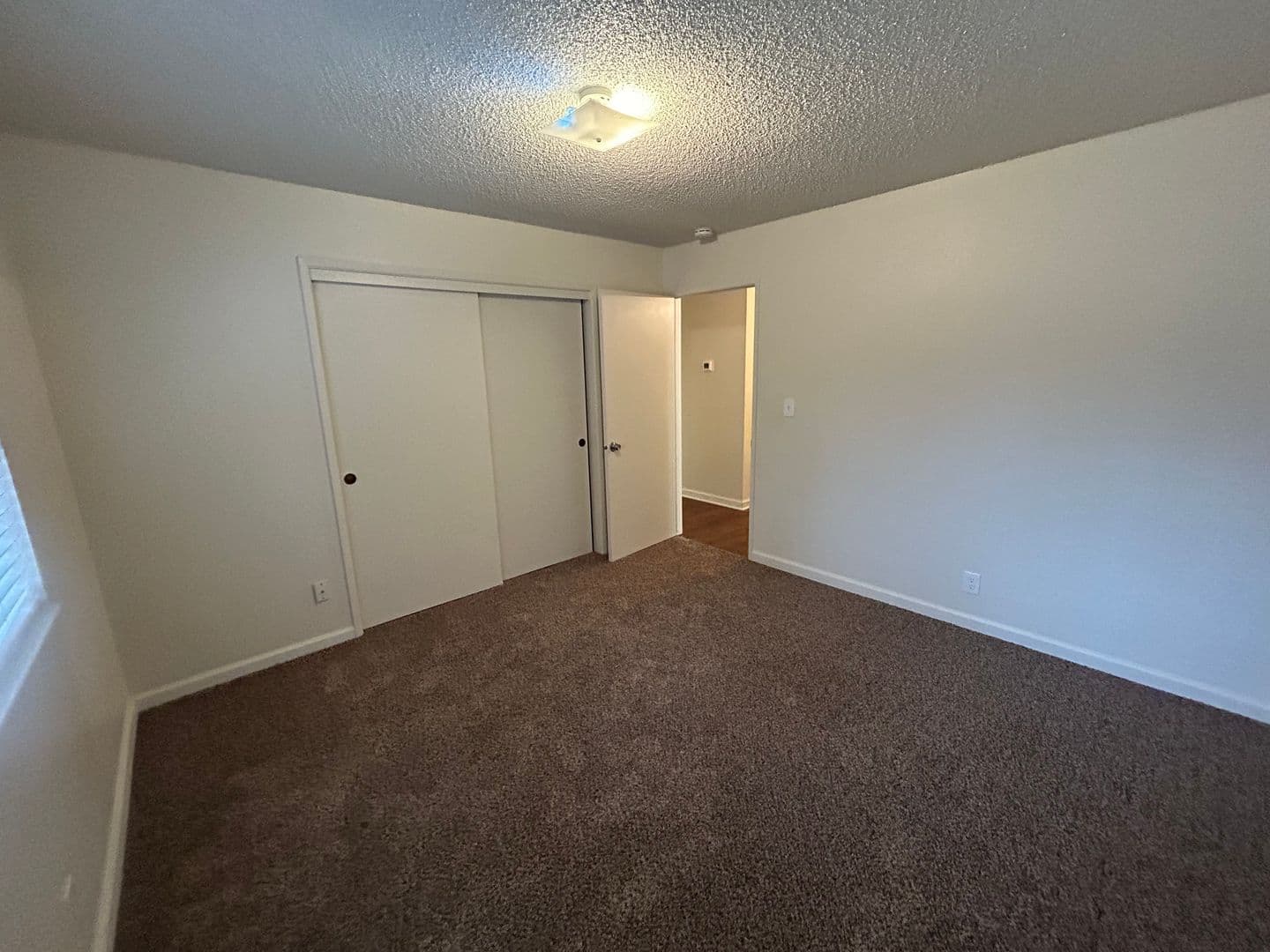 Visalia Apartment: 3940, 42, 44, 46 W. Hillsdale