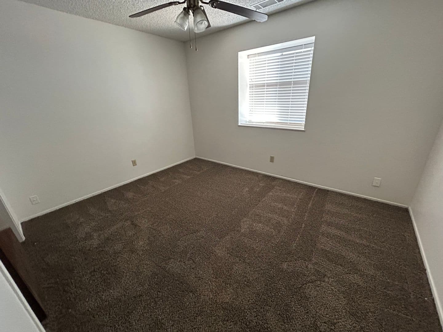 Visalia House: 2940 S. Woodland