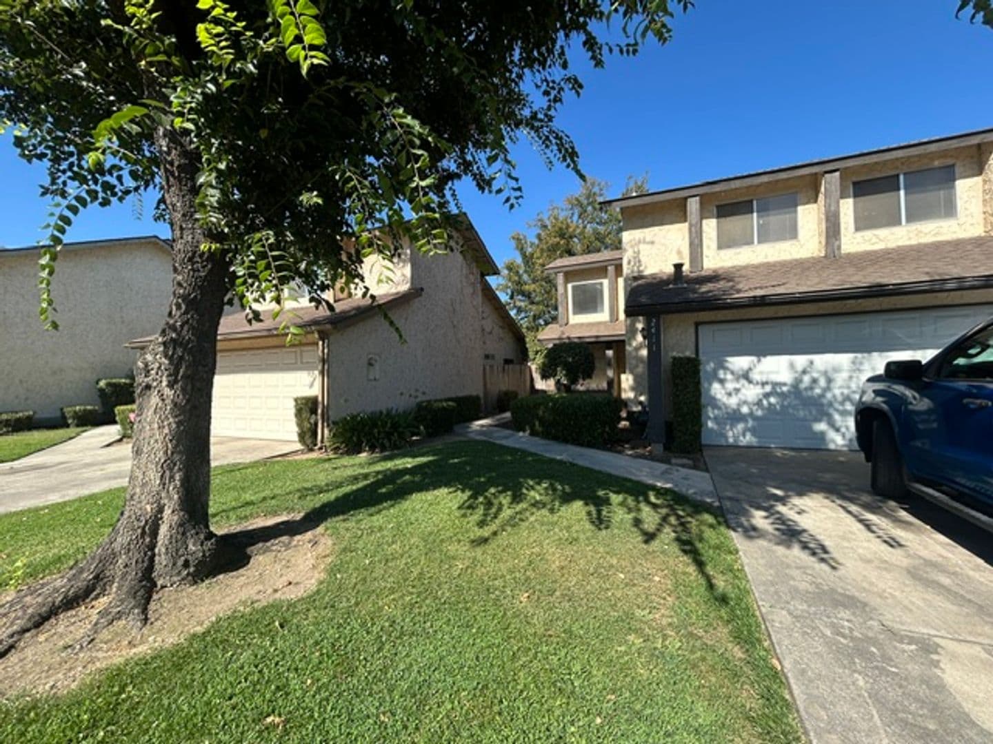 Visalia House: 2411 N Bradley