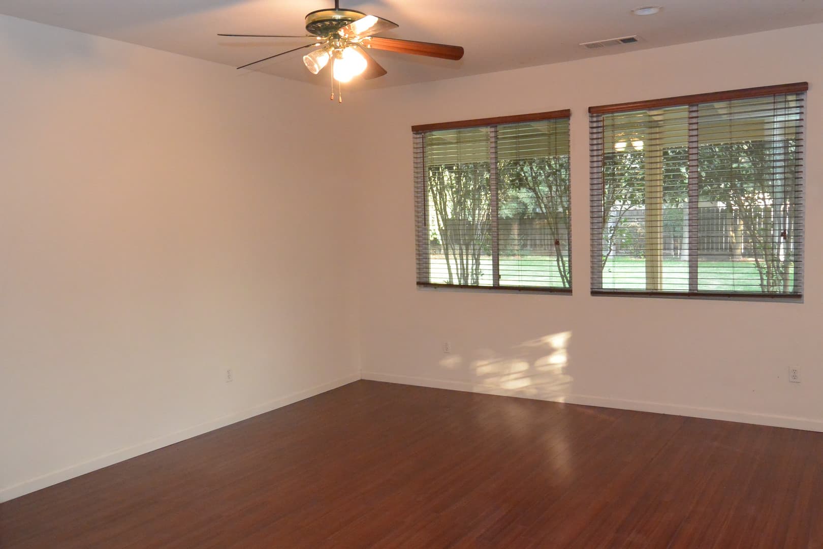 Visalia House: 2222 N. Quincy