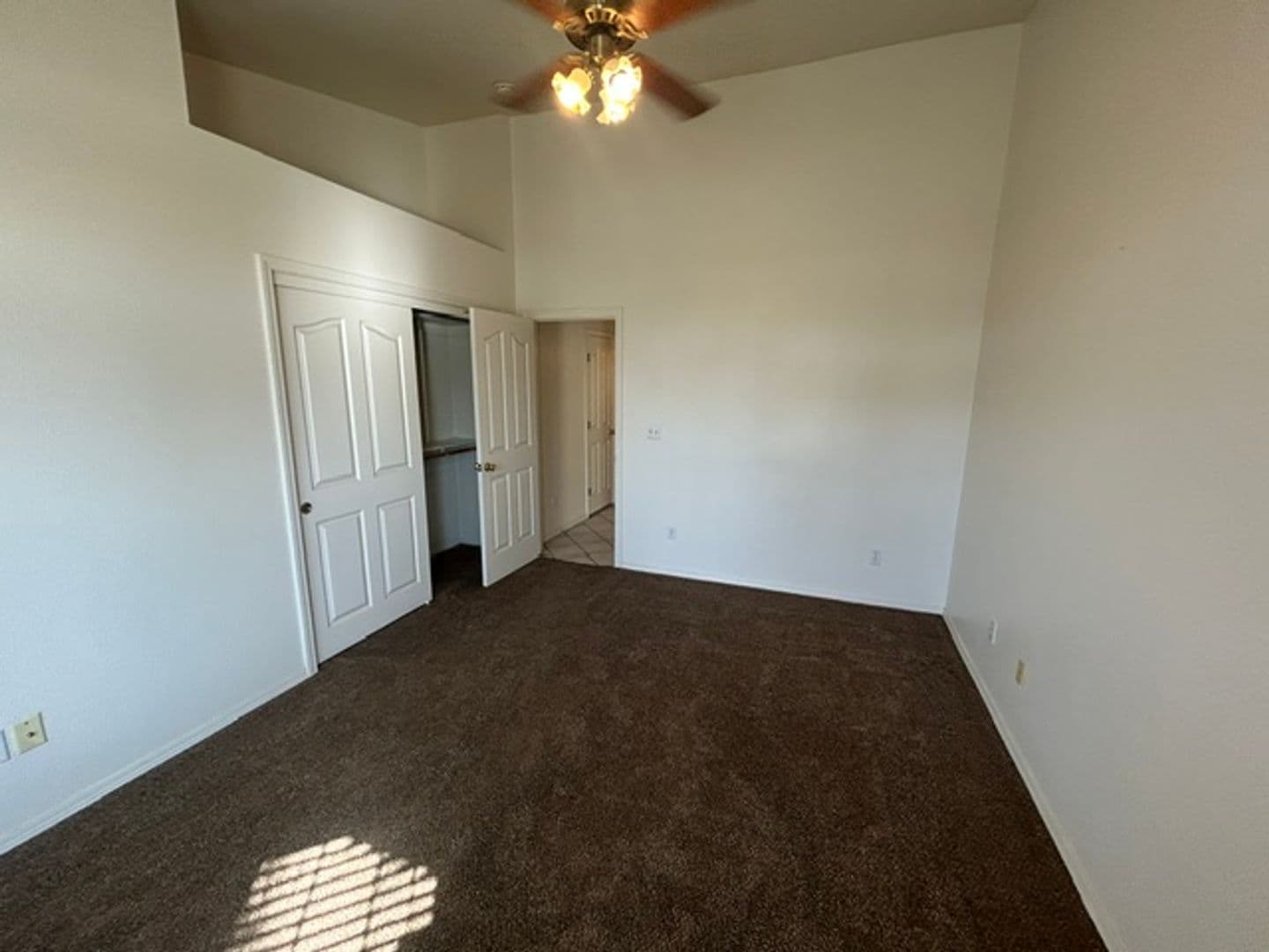 Visalia House: 1040 S. Casablanca
