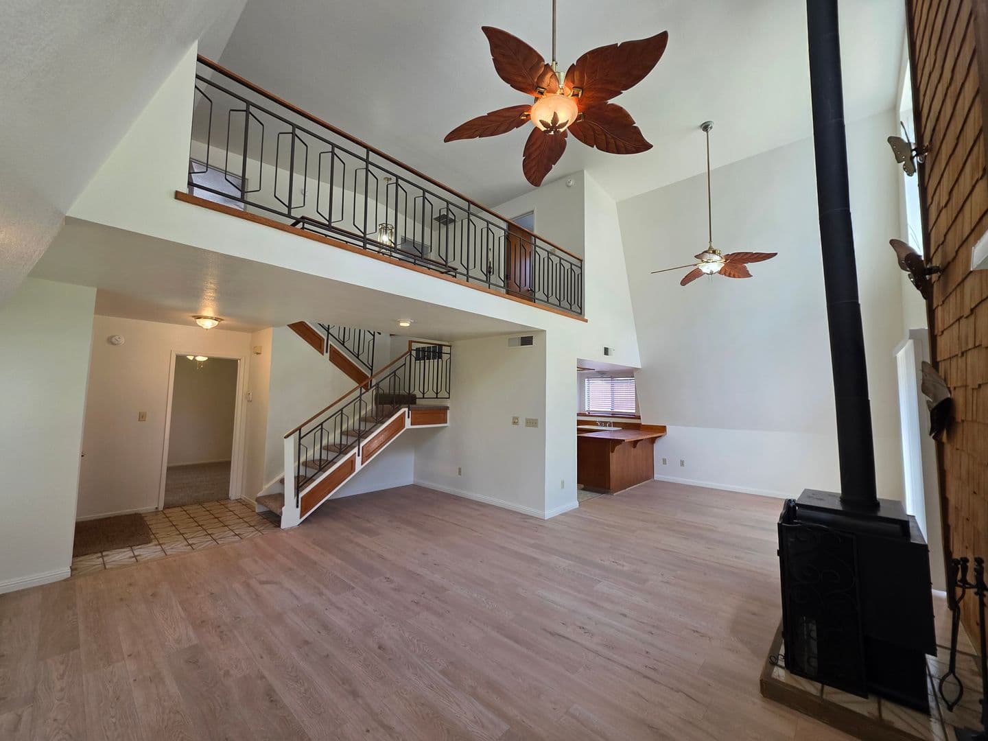 Visalia House: 2816 S Court Street