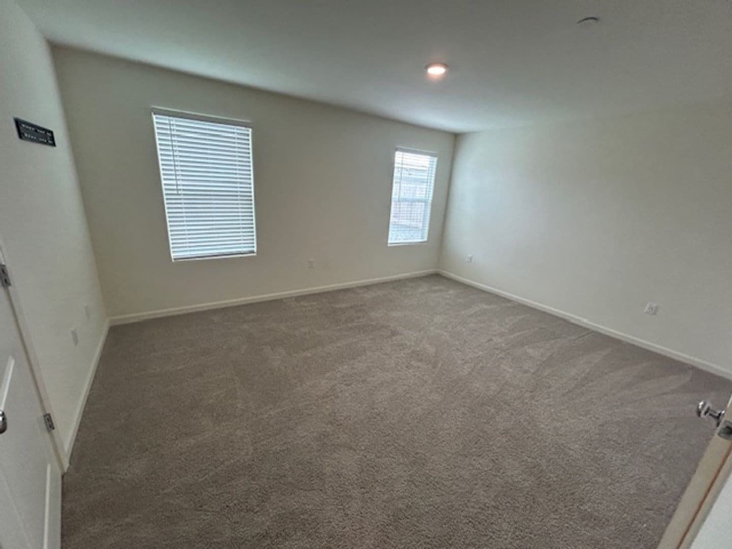 Tulare House: 490 Cromley St