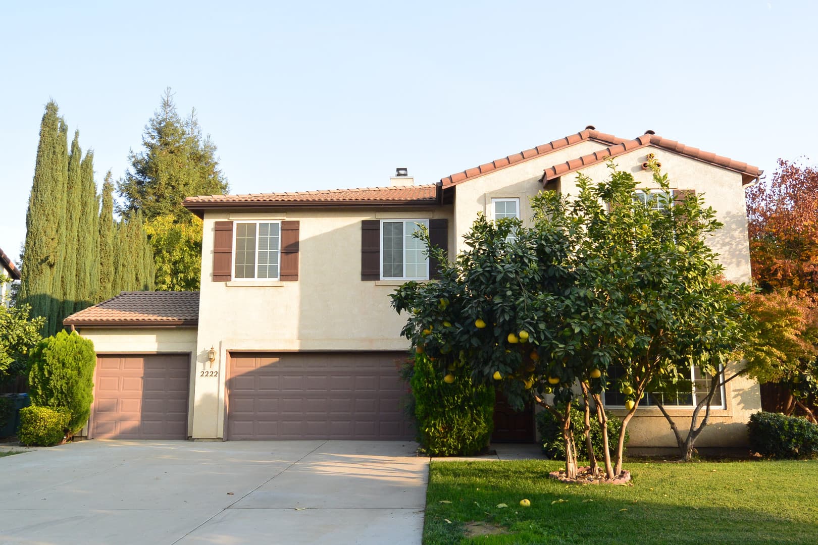 Visalia House: 2222 N. Quincy