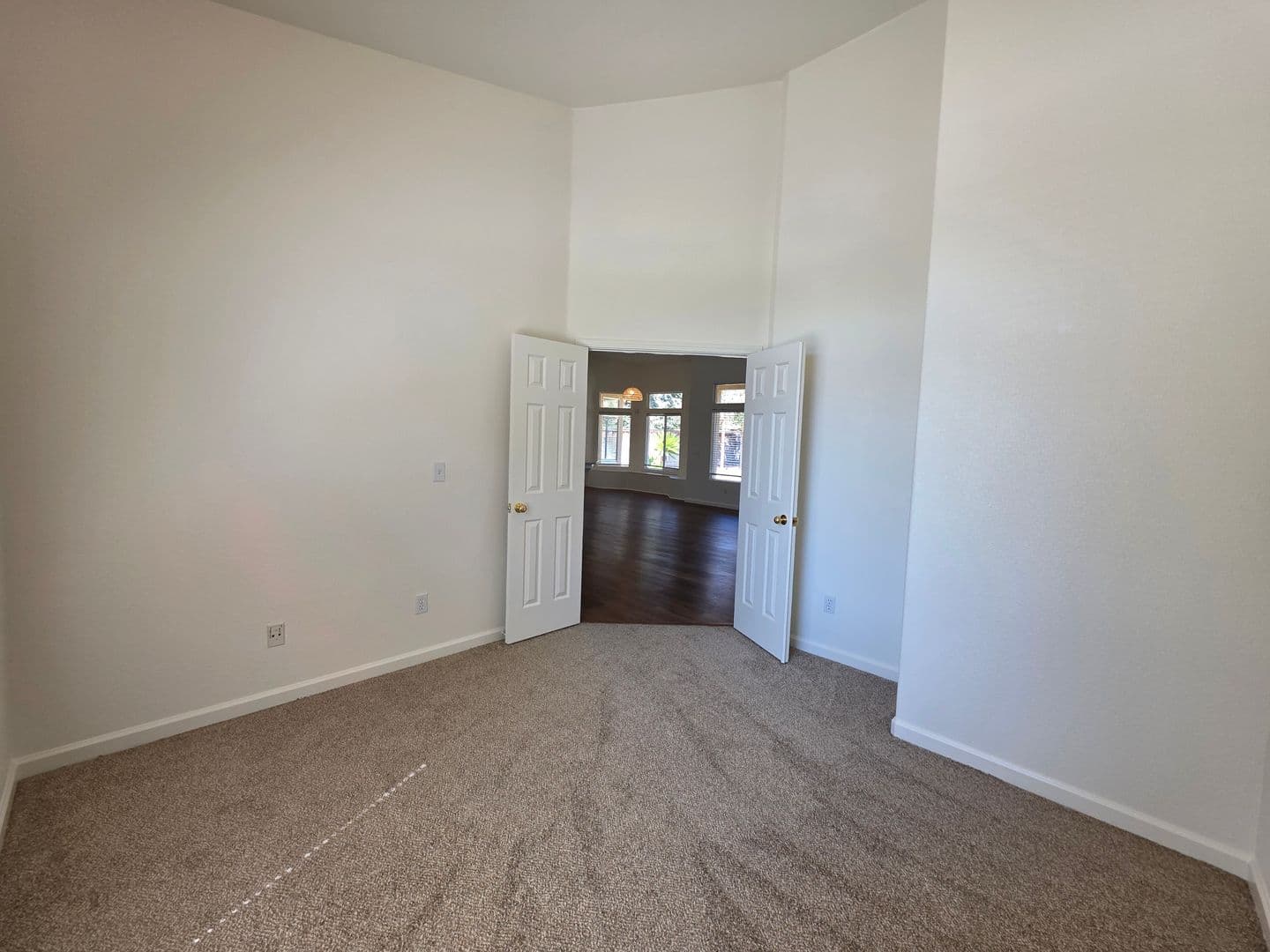 Visalia House: 1008 E. Arlen St