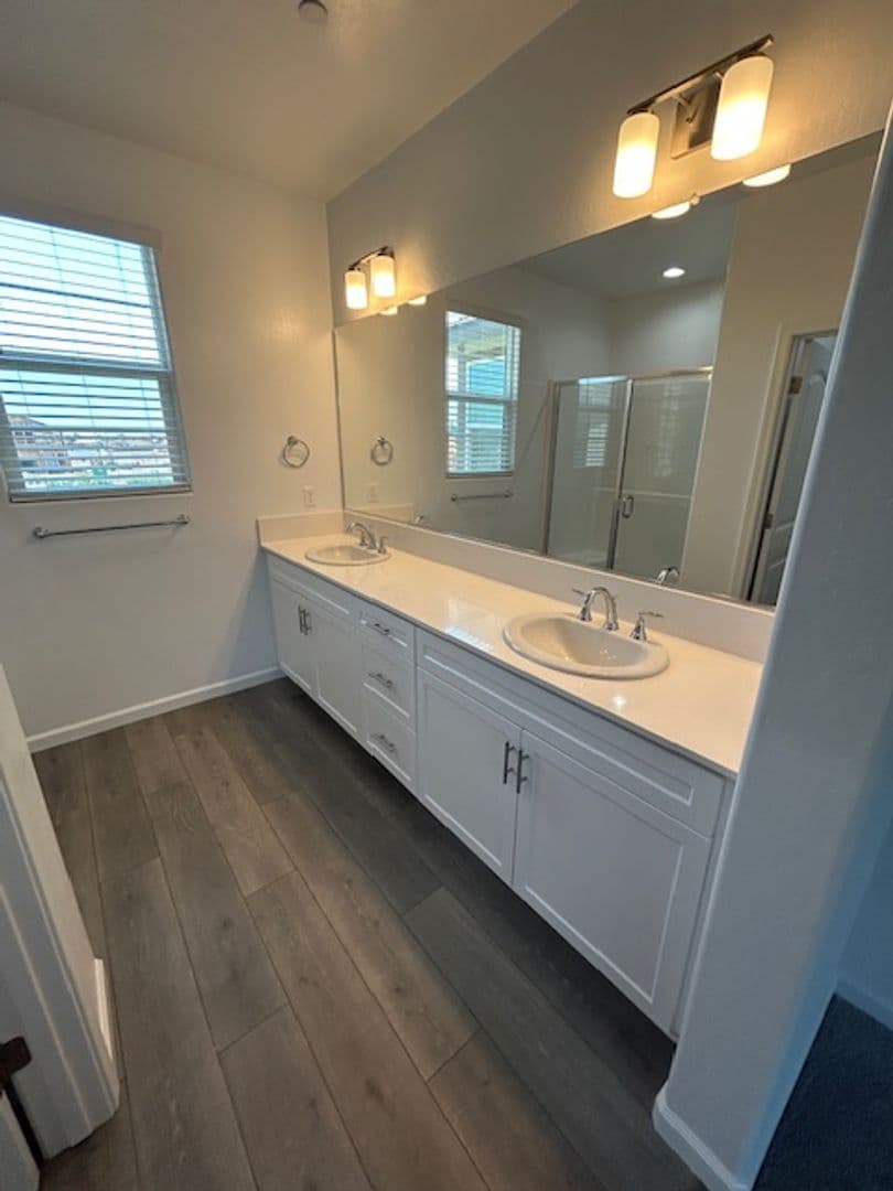 Visalia House: 3016 N. Chapel St