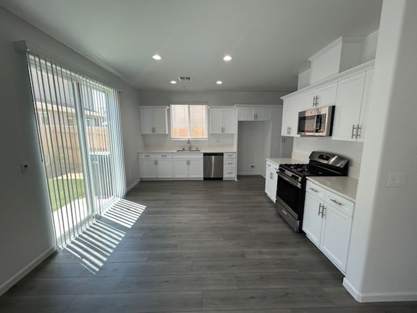 Visalia House: 3016 N. Chapel St