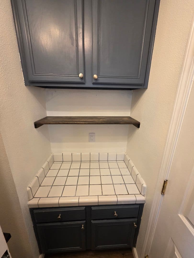 Visalia House: 1550 E. Vine Ct.