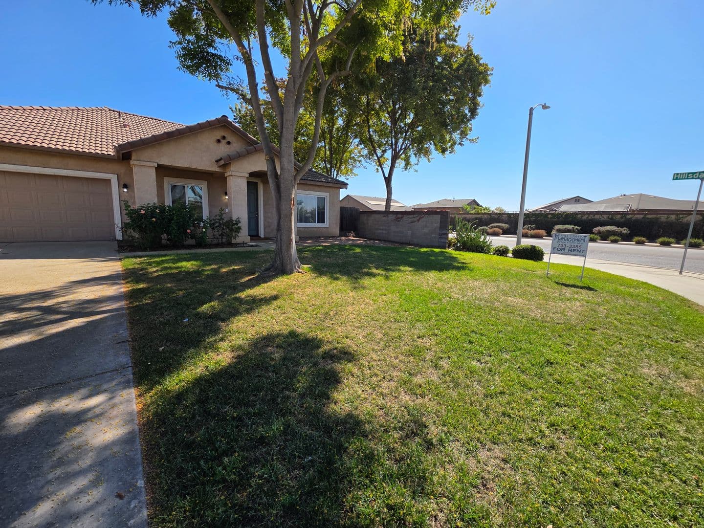 Visalia House: 104 N. Preston St
