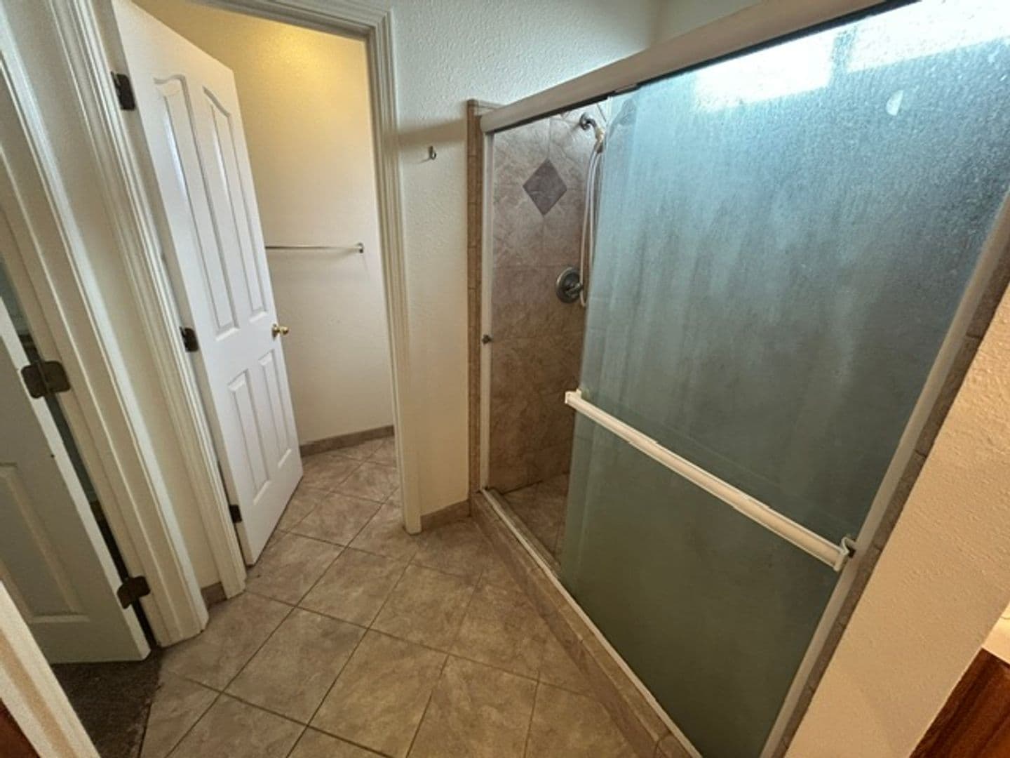 Visalia House: 1040 S. Casablanca