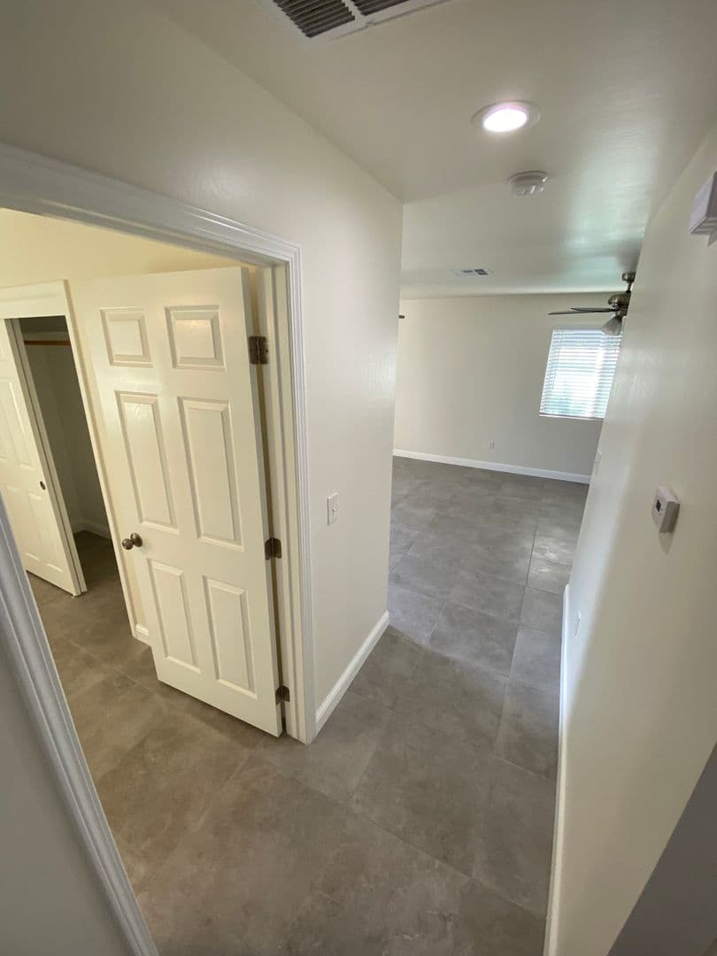 Visalia Apartment: 1134-1140 Chinowth / 4030-4036 Tulare