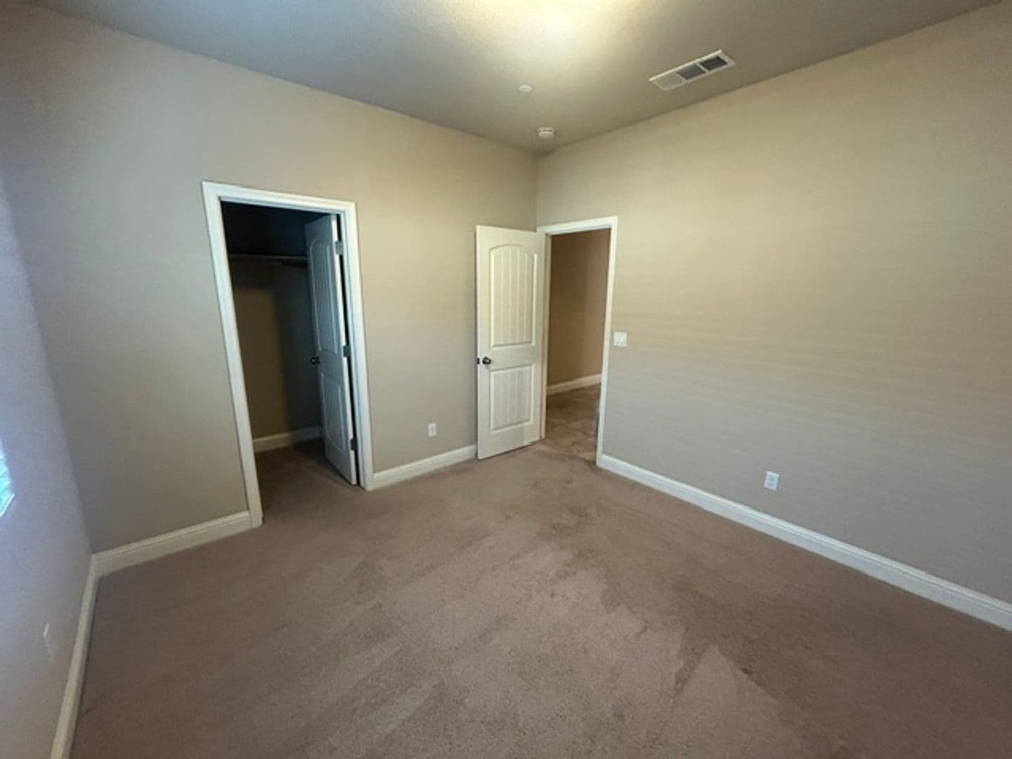 Visalia House: 3731 W Vine Ave