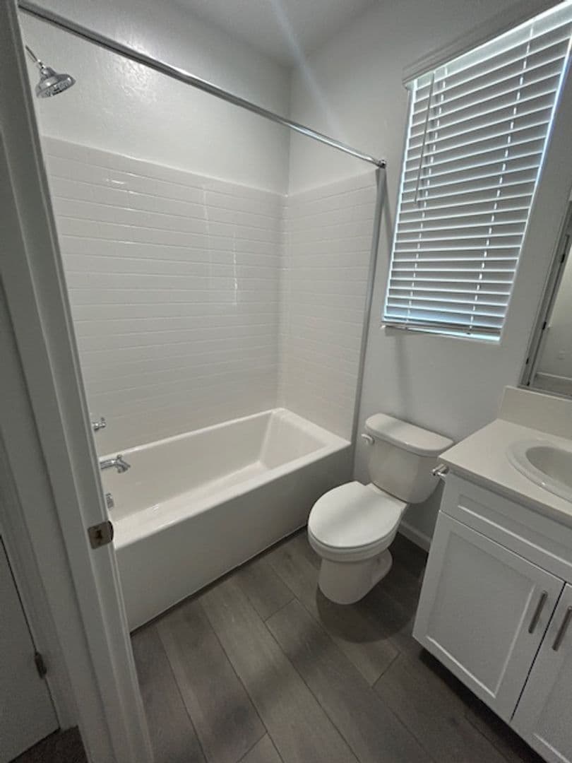 Visalia House: 3016 N. Chapel St