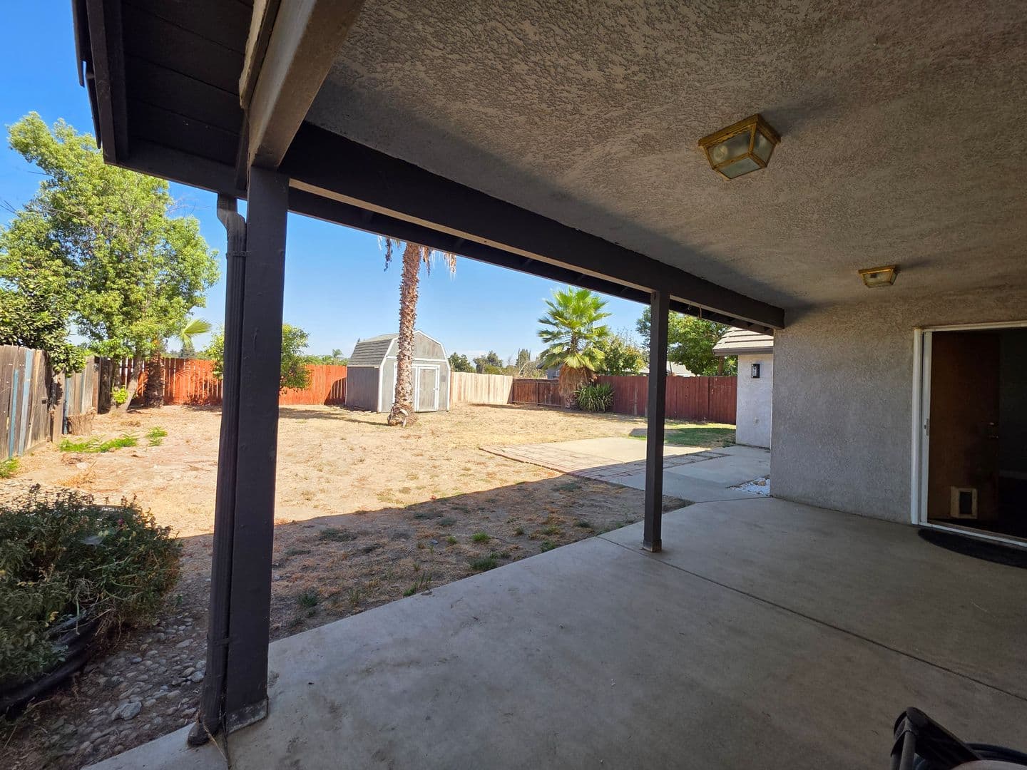 Visalia House: 1550 E. Vine Ct.