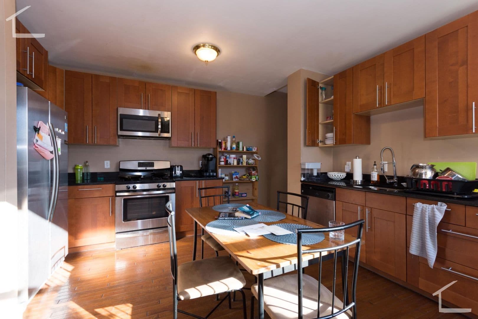 Allston Apartment: 6-8 Glenville Ave