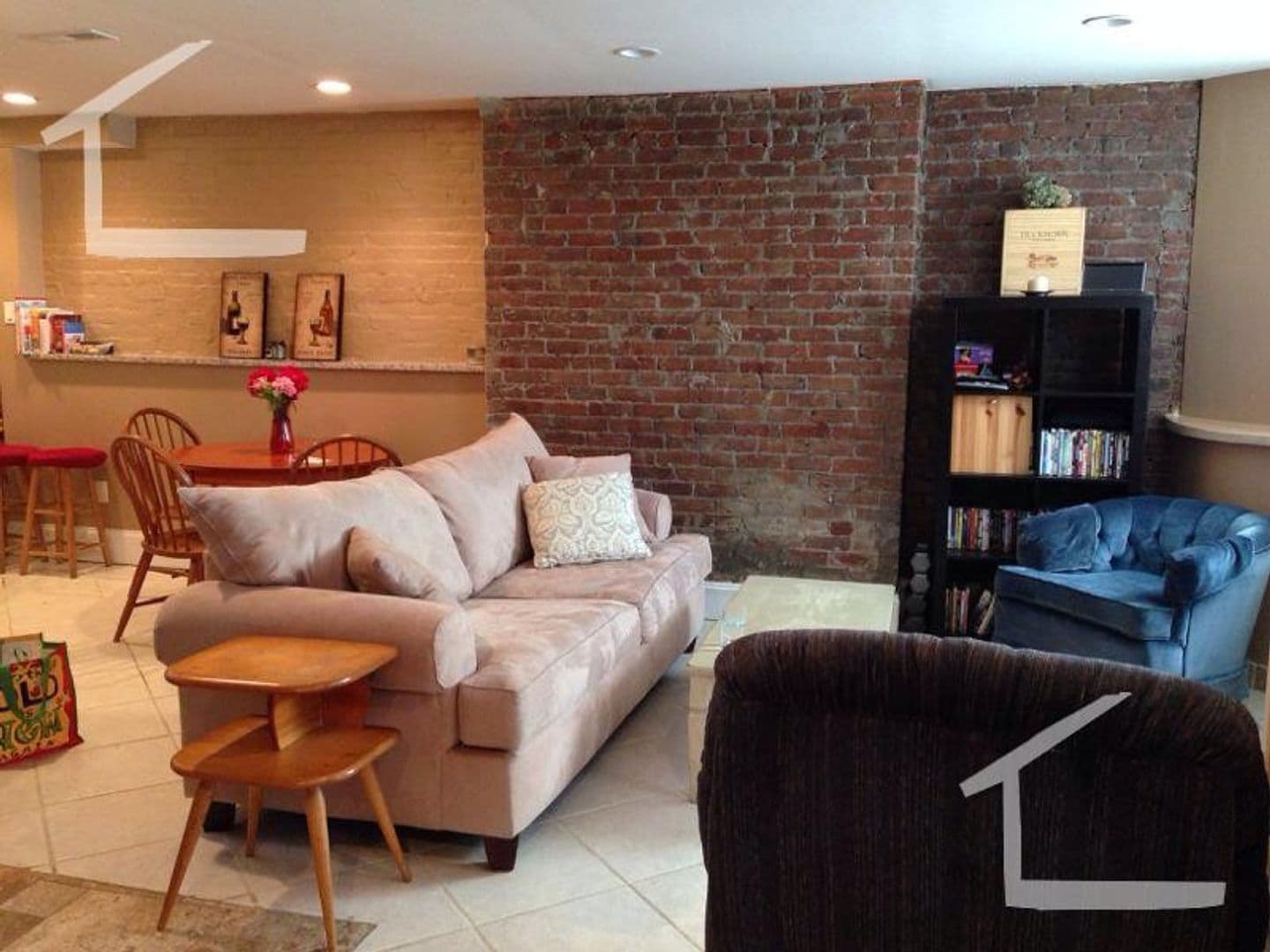 Allston Apartment: 8 St. Lukes Rd.